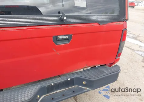 2000 Nissan Frontier Xe z USA, uszkodzony, nr VIN 1N6DD26S8YC300922